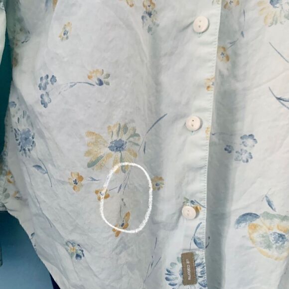 Liz Claiborne Blue Floral Button Down Shirt Size Small - Picture 11 of 12
